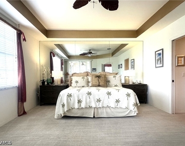 1570 Winding Oaks Way - Photo Thumbnail 16