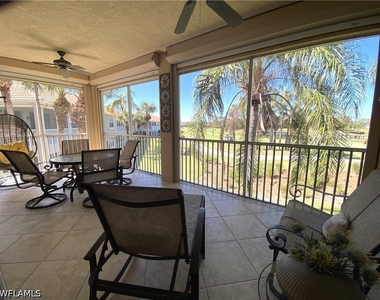 1570 Winding Oaks Way - Photo Thumbnail 14
