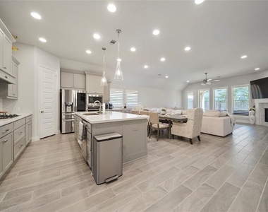 100 Wake Valley Court - Photo Thumbnail 8
