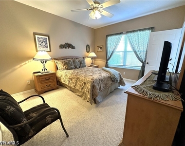 6670 Huntington Lakes Circle - Photo Thumbnail 11