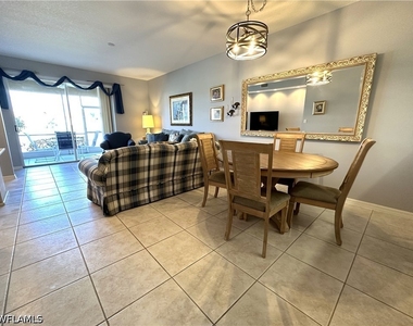 6670 Huntington Lakes Circle - Photo Thumbnail 6