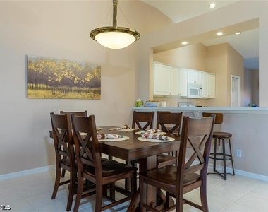 7030 Lone Oak Boulevard - Photo Thumbnail 12