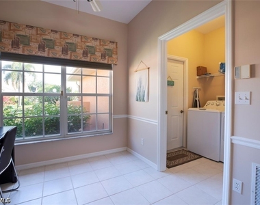 7030 Lone Oak Boulevard - Photo Thumbnail 9