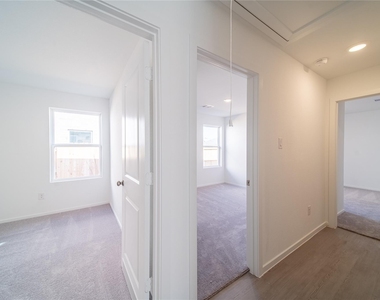 26803 Feather Reed Drive - Photo Thumbnail 15