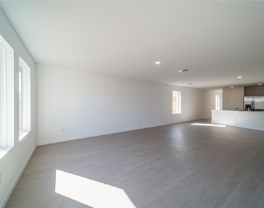 26803 Feather Reed Drive - Photo Thumbnail 2