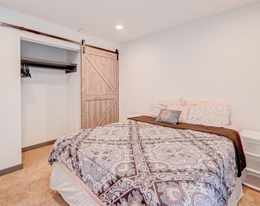 5863 Inwood Drive - Photo Thumbnail 23