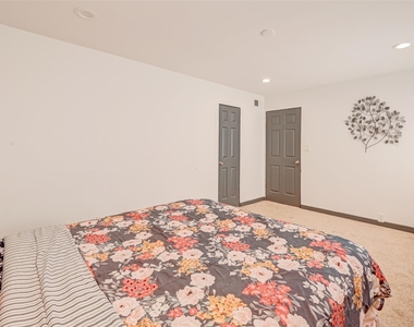 5863 Inwood Drive - Photo Thumbnail 31
