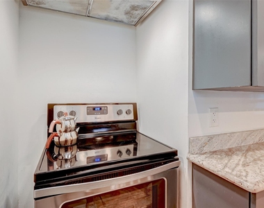 5863 Inwood Drive - Photo Thumbnail 16