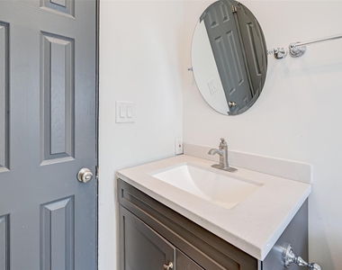 5863 Inwood Drive - Photo Thumbnail 26