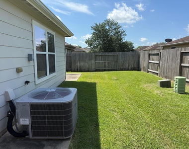 29225 Legends Valley Drive - Photo Thumbnail 26