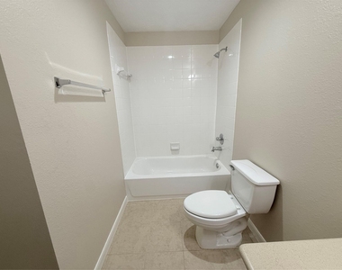 29225 Legends Valley Drive - Photo Thumbnail 24