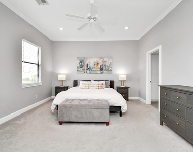 5443 Kansas Street - Photo Thumbnail 16