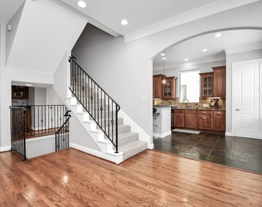 5443 Kansas Street - Photo Thumbnail 5