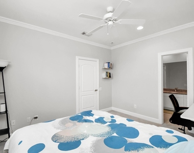 5443 Kansas Street - Photo Thumbnail 20