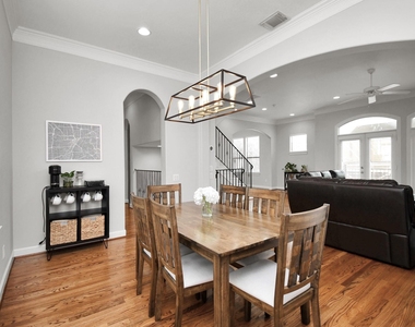 5443 Kansas Street - Photo Thumbnail 13