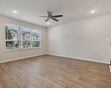 15863 Sundew Prairie Drive - Photo Thumbnail 9
