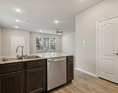 15863 Sundew Prairie Drive - Photo Thumbnail 7