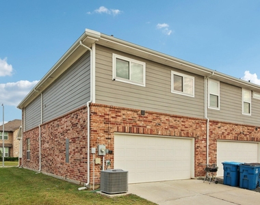 15863 Sundew Prairie Drive - Photo Thumbnail 22