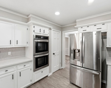 20222 Prince Creek Drive - Photo Thumbnail 12