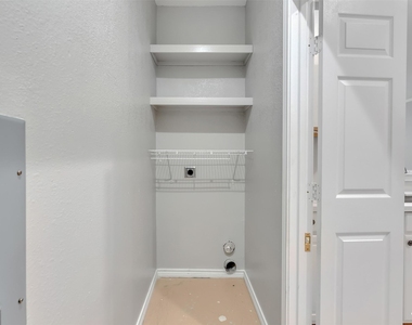 104 Longstreet Road - Photo Thumbnail 19