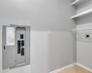 104 Longstreet Road - Photo Thumbnail 17
