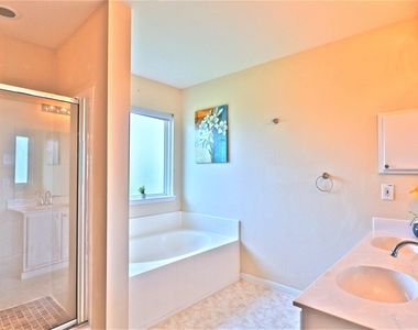 3112 Wild Turkey Lane - Photo Thumbnail 20