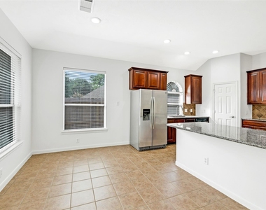 19227 Countryhills Court - Photo Thumbnail 17