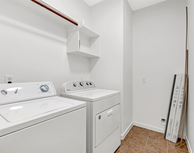 19227 Countryhills Court - Photo Thumbnail 24