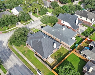 19227 Countryhills Court - Photo Thumbnail 1