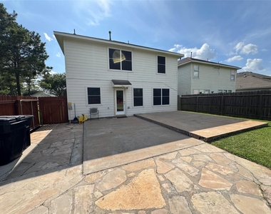 11035 Heather Bluff Lane - Photo Thumbnail 14