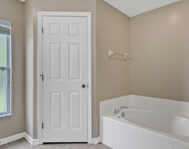 1846 San Filippo Drive Se - Photo Thumbnail 14