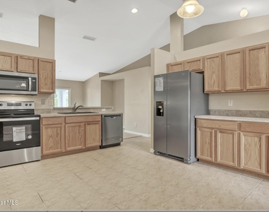 1846 San Filippo Drive Se - Photo Thumbnail 4