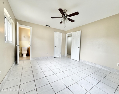 1635 Nassau Street - Photo Thumbnail 4