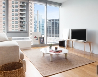 West 54th Street - Photo Thumbnail 5