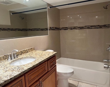5945 Mockingbird Drive - Photo Thumbnail 9