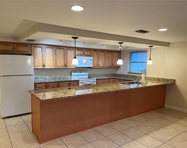 5945 Mockingbird Drive - Photo Thumbnail 12