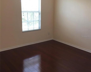 20110 Nob Oak Avenue - Photo Thumbnail 9