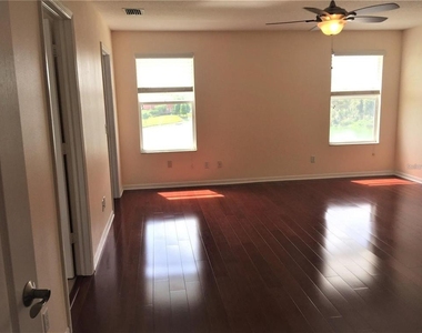 20110 Nob Oak Avenue - Photo Thumbnail 19