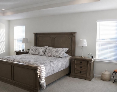 6405 Pebblebrooke Way - Photo Thumbnail 8