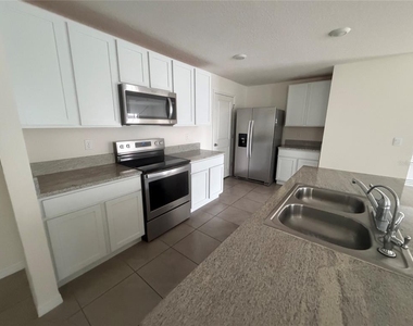 12153 White Cypress Place - Photo Thumbnail 4