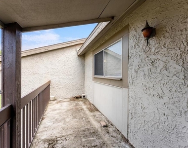 6332 Newtown Circle - Photo Thumbnail 23