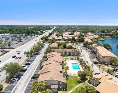 6332 Newtown Circle - Photo Thumbnail 35