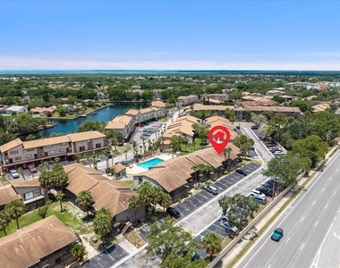6332 Newtown Circle - Photo Thumbnail 32
