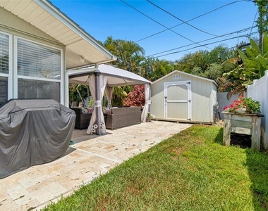 6765 11th Avenue N - Photo Thumbnail 33