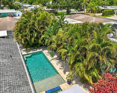 6765 11th Avenue N - Photo Thumbnail 34