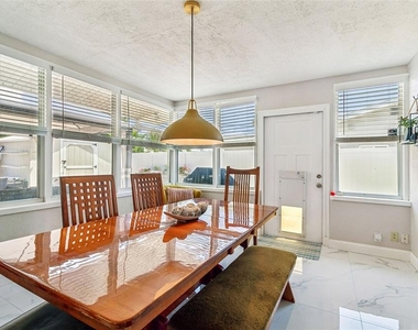 6765 11th Avenue N - Photo Thumbnail 13