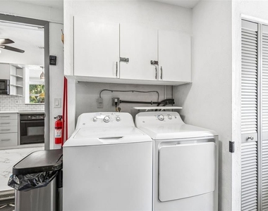 6765 11th Avenue N - Photo Thumbnail 32