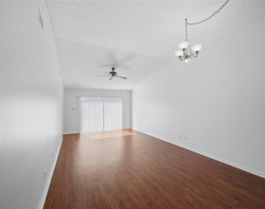 13307 Ashbark Court - Photo Thumbnail 6