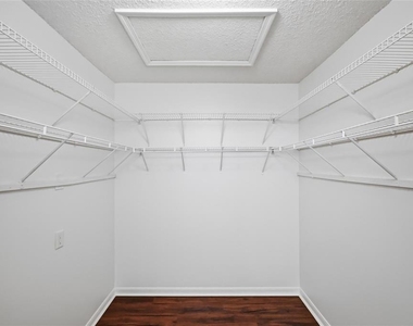 13307 Ashbark Court - Photo Thumbnail 19