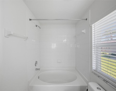 13307 Ashbark Court - Photo Thumbnail 21